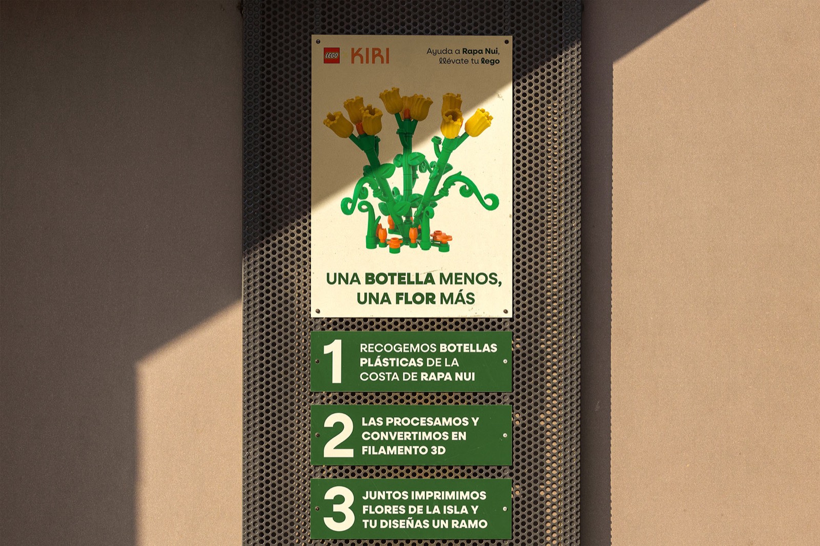 Tótem de Kiri con las instrucciones para armar la flor